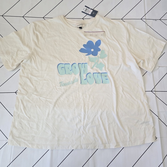 Universal Thread Cream T-shirt, Women's Size XXL. - Picture 1 of 6